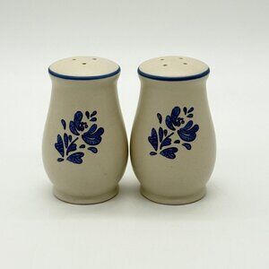 Pfaltzgraff Yorktown Salt & Pepper Shakers Gray & Blue Floral Stoneware 3.5" Vin